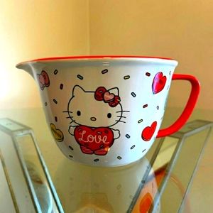Hello kitty Valentines mixing bowl